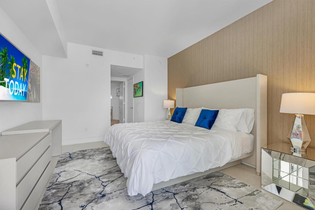 The Ultimate Resort - Beachfront 2 Bedroom Apartment With Direct Ocean View, Rooftop Pool, Hot Tub And Gym Hollywood Esterno foto