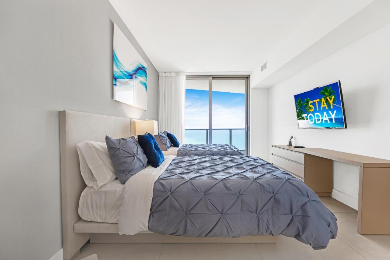 The Ultimate Resort - Beachfront 2 Bedroom Apartment With Direct Ocean View, Rooftop Pool, Hot Tub And Gym Hollywood Esterno foto