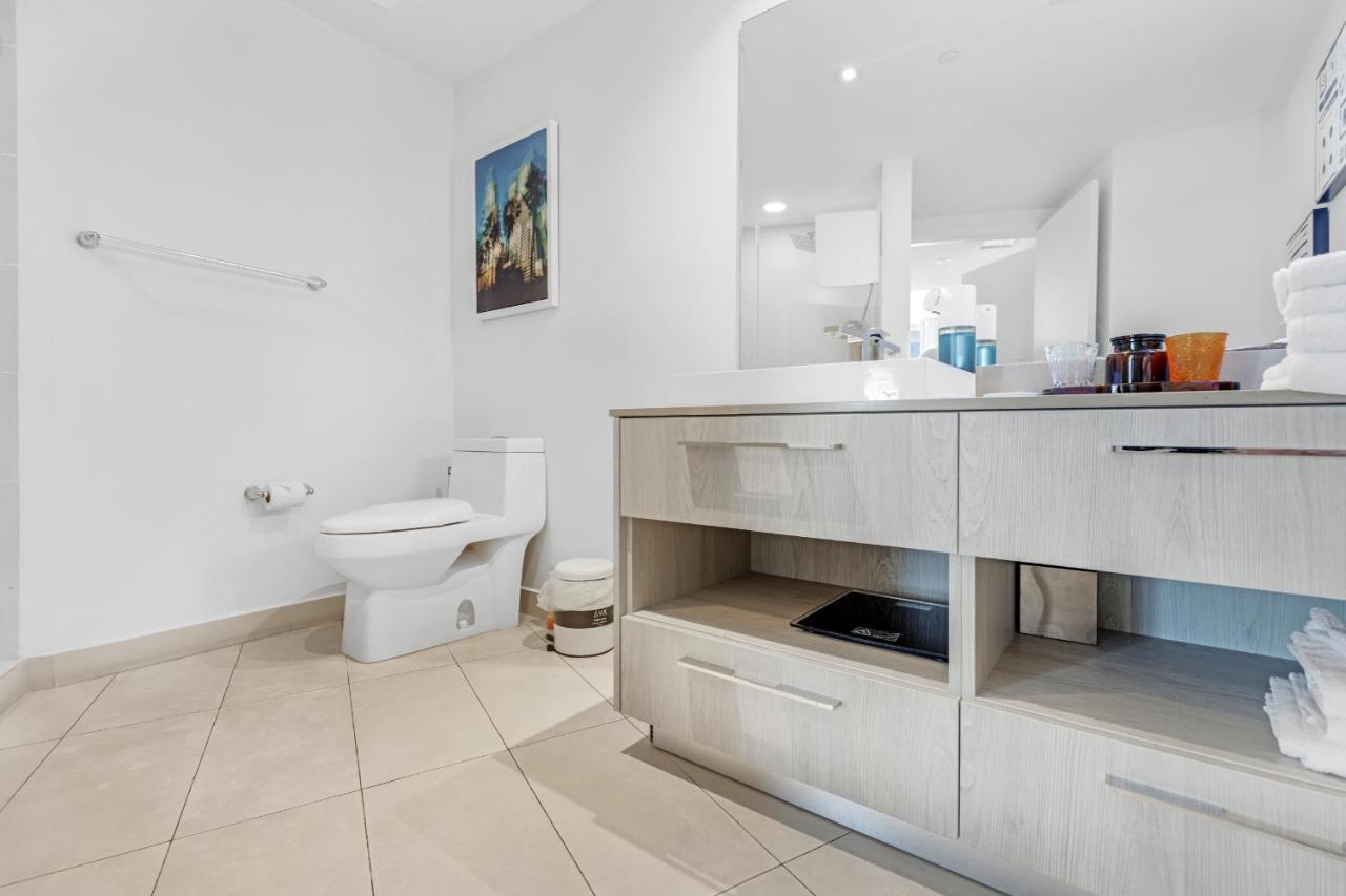 The Ultimate Resort - Beachfront 2 Bedroom Apartment With Direct Ocean View, Rooftop Pool, Hot Tub And Gym Hollywood Esterno foto
